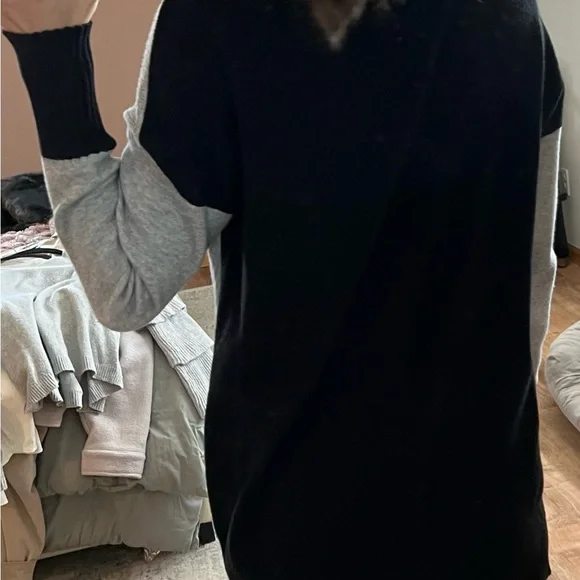 Stitchdrop color block sweater v neck - Picture 6 of 7